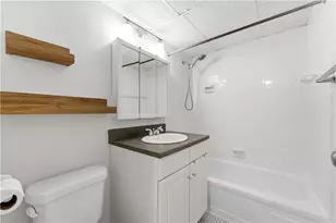 5825 Fifth Ave, Pittsburgh, PA 15232 - Photo 22