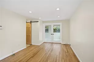 1126 Mifflin Rd, Pittsburgh, PA 15207 - Photo 10