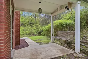 1126 Mifflin Rd, Pittsburgh, PA 15207 - Photo 4