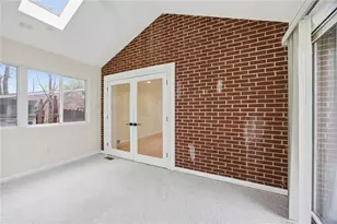 1126 Mifflin Rd, Pittsburgh, PA 15207 - Photo 24