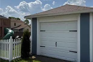 442 Jefferson Ave, Vanport, PA 15009 - Photo 20
