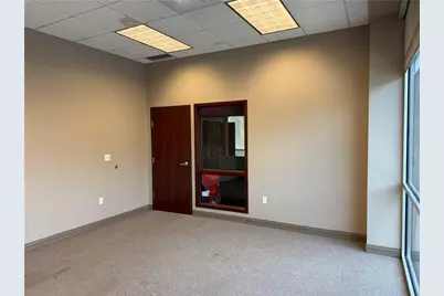 900 Commonwealth Dr, Cranberry Township, PA 16066 - Photo 8