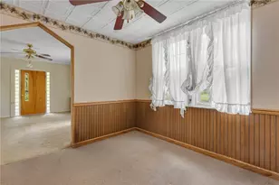 613 Briarcliff Dr, Center Township, PA 15001 - Photo 16