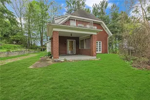 613 Briarcliff Dr, Center Township, PA 15001 - Photo 26