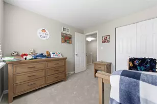 229 Hillvue Dr, Seven Fields Boro, PA 16046 - Photo 24