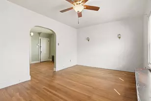 816 Penn St, Pittsburgh, PA 15215 - Photo 14