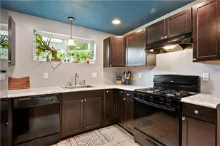 5946 Poketa Rd, Pittsburgh, PA 15147 - Photo 6