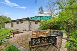 5946 Poketa Rd, Pittsburgh, PA 15147 - Photo 1