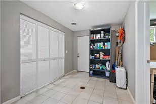 5946 Poketa Rd, Pittsburgh, PA 15147 - Photo 18