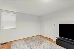 324 Greenfield Ave, Pittsburgh, PA 15207 - Photo 12