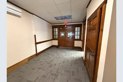 39 N 7th Street #400/401, Indiana Boro, PA 15701 - Photo 4