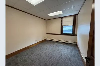 39 N 7th Street #400/401, Indiana Boro, PA 15701 - Photo 6