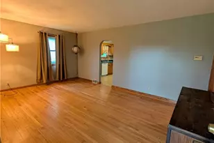 112 Patti Ln, Hopewell Township, PA 15001 - Photo 8
