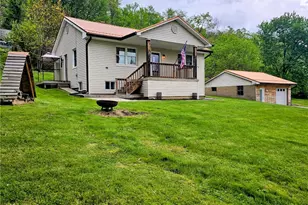 112 Patti Ln, Hopewell Township, PA 15001 - Photo 2