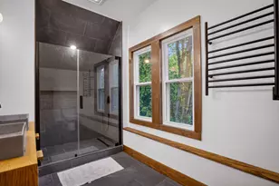 2017 Delaware Ave, Pittsburgh, PA 15218 - Photo 38