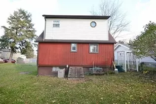 104 Wallace Ave, East Pittsburgh, PA 15112 - Photo 16