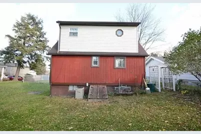104 Wallace Ave, East Pittsburgh, PA 15112 - Photo 16
