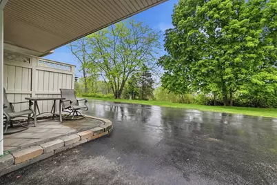 606 Canterbury Dr, Moon/Crescent Twp, PA 15108 - Photo 30