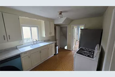 114 Braddock Rd, Pittsburgh, PA 15221 - Photo 8