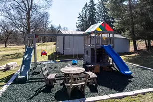469 Mars Valencia Rd, Adams Township, PA 16059 - Photo 34