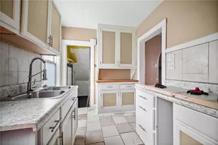7025 Monticello, Pittsburgh, PA 15208 - Photo 10