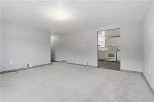 2911 Valley St, Liberty Boro, PA 15133 - Photo 2