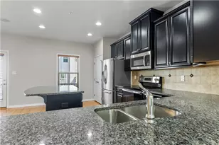 410 Fairmont Dr, Marshall, PA 15090 - Photo 4