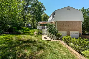 5160 S Carterton Dr, Hampton, PA 15044 - Photo 30