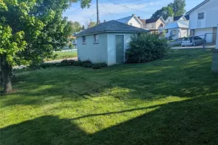 727 N 1st St, Jeannette, PA 15644 - Photo 30