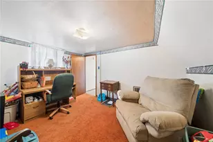 517 Moore St, Arnold, PA 15068 - Photo 12