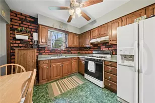 517 Moore St, Arnold, PA 15068 - Photo 8
