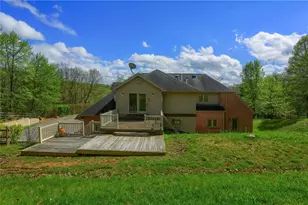 113 Whistle Pig Ln, Marshall, PA 16046 - Photo 10