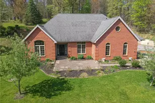 113 Whistle Pig Ln, Marshall, PA 16046 - Photo 2