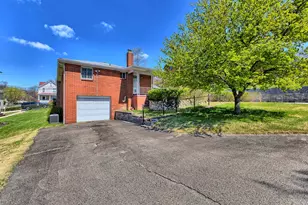 12 Barclay St, Greensburg, PA 15601 - Photo 24
