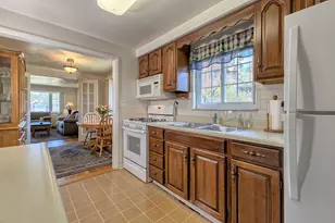 12 Barclay St, Greensburg, PA 15601 - Photo 6