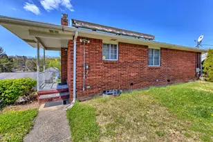 12 Barclay St, Greensburg, PA 15601 - Photo 22
