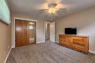 56 Meadowbrook Ave, Greensburg, PA 15601 - Photo 16