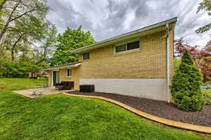 56 Meadowbrook Ave, Greensburg, PA 15601 - Photo 24