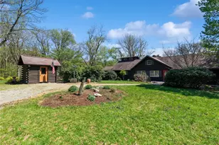 2705 Radebaugh, Hempfield Township, PA 15644 - Photo 2