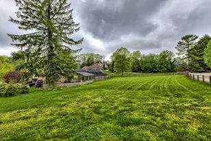 233 St Ives Dr, Hempfield Township, PA 15601 - Photo 40