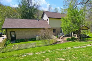 950 Davis School Rd, South Strabane, PA 15301 - Photo 36