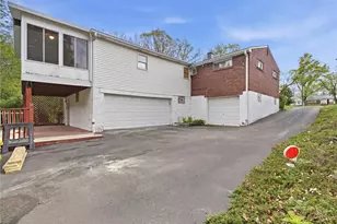 443 Eden Dr, Monroeville, PA 15146 - Photo 2