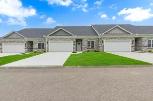 26 Pinehurst Pl, Ohioville, PA 15009 - Photo 1
