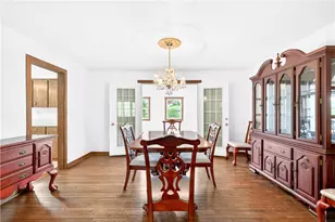 709 Vernon Dr, Rostraver, PA 15012 - Photo 12