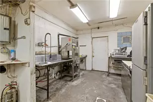 3006 Lewis Run Rd, Clairton, PA 15025 - Photo 20