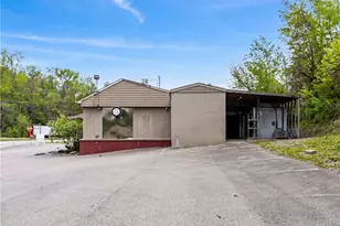3006 Lewis Run Rd, Clairton, PA 15025 - Photo 6