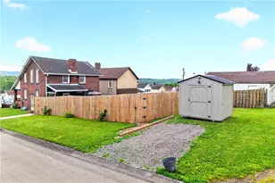 337 Evans St, Uniontown, PA 15401 - Photo 2