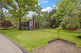 147 Woodshire Dr, Pittsburgh, PA 15215 - Photo 4