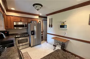 195 Donald Rd, Hermitage, PA 16148 - Photo 10