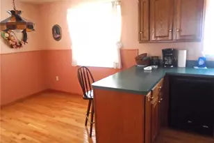 1121 Spruce St, Harmony Township, PA 15003 - Photo 10